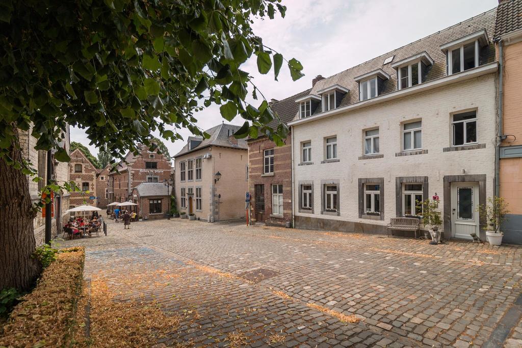 Apartamento Het Begijnhof Tongeren Center Exterior foto